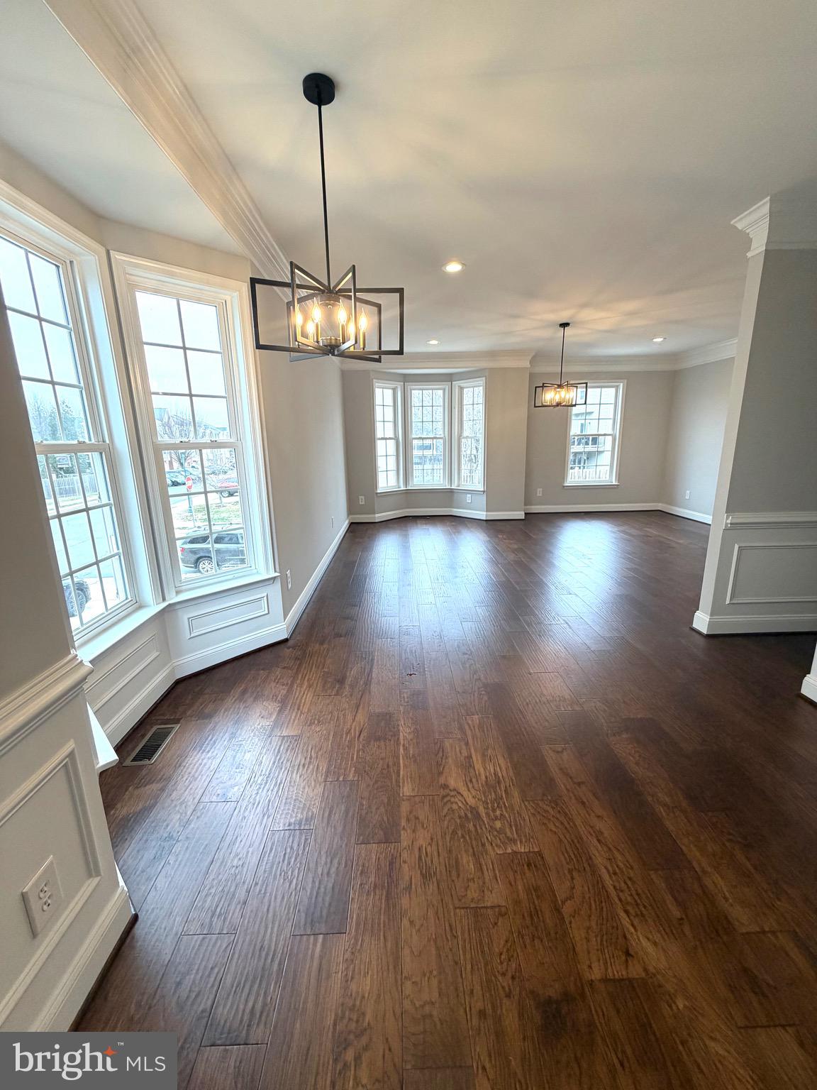 INDEPENDENCE - Residential