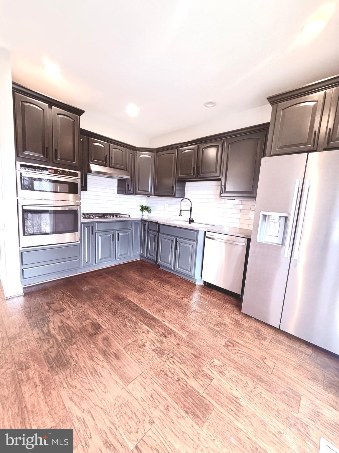 INDEPENDENCE - Residential