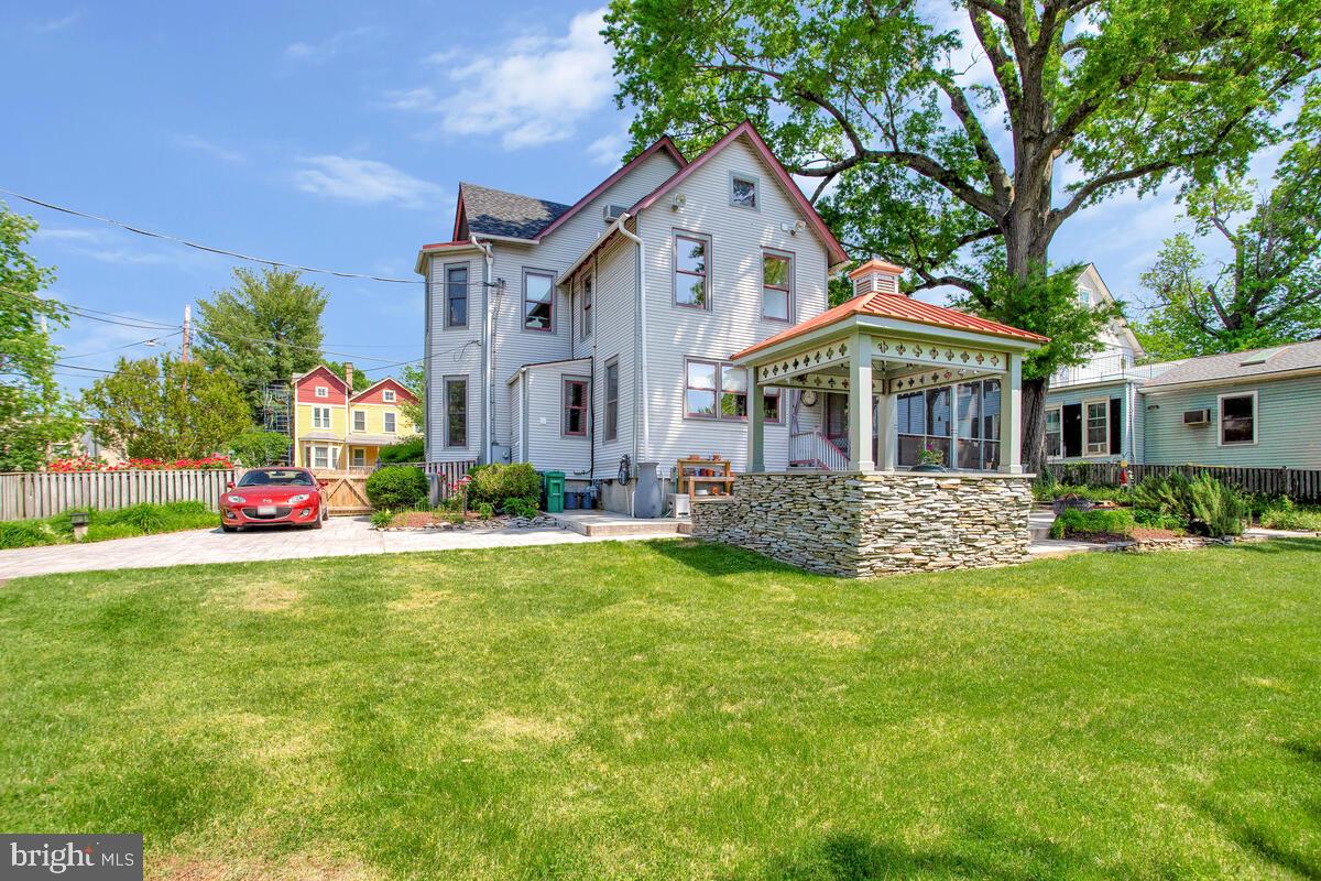 WINES & JOHNSONS 1ST ADD - Residential