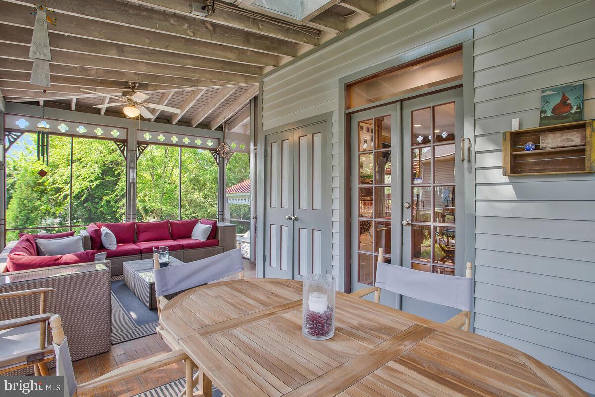 WINES & JOHNSONS 1ST ADD - Residential