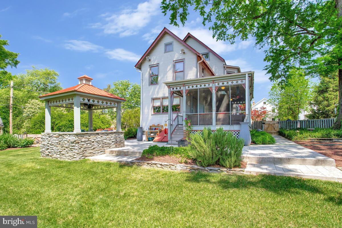 WINES & JOHNSONS 1ST ADD - Residential