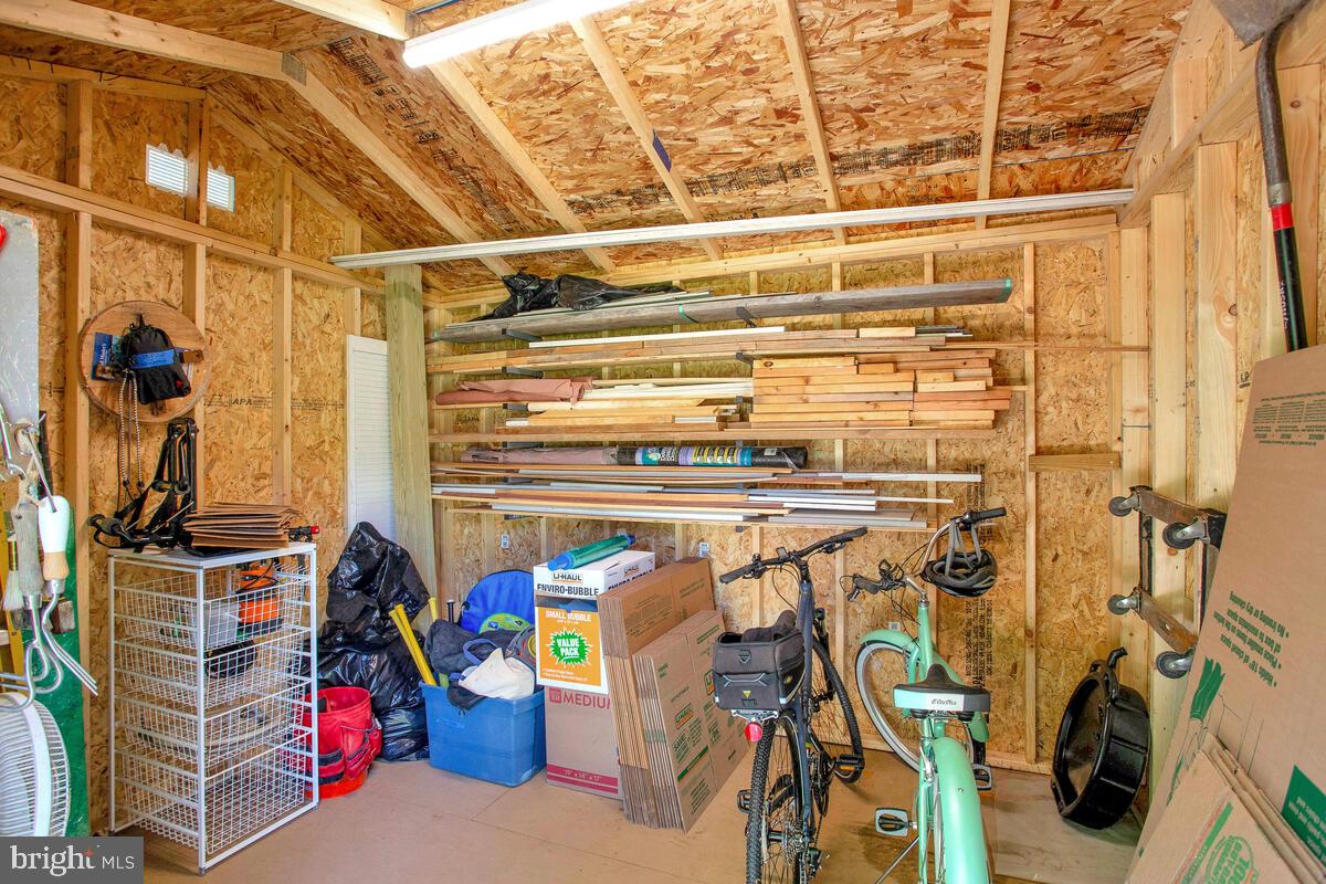 WINES & JOHNSONS 1ST ADD - Residential