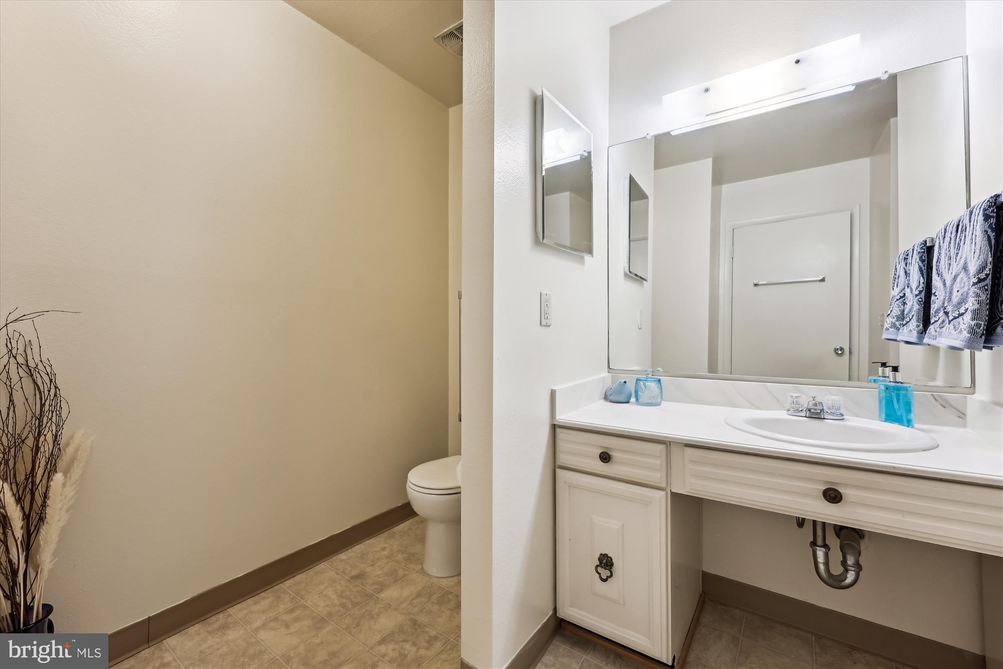 MONTGOMERY MUTUAL COOP - Residential