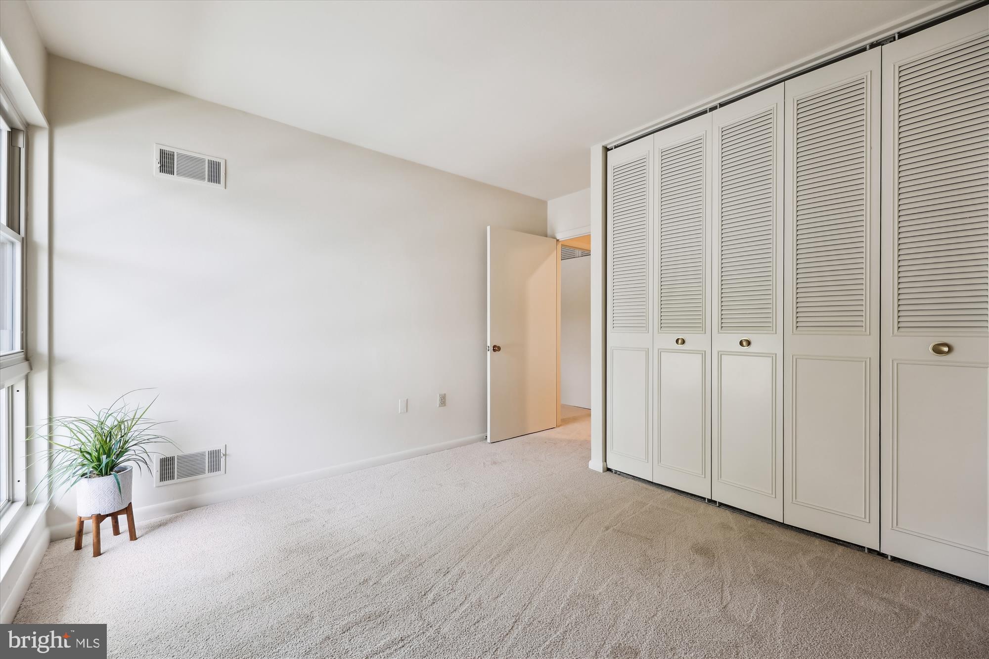 MONTGOMERY MUTUAL COOP - Residential