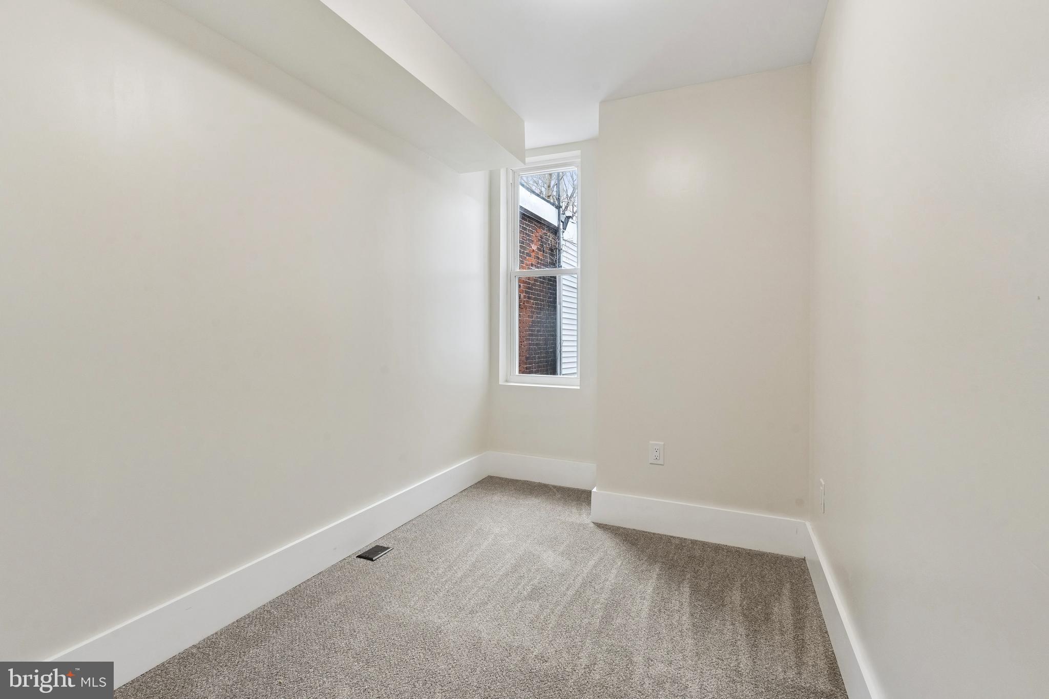 HARROWGATE - Residential