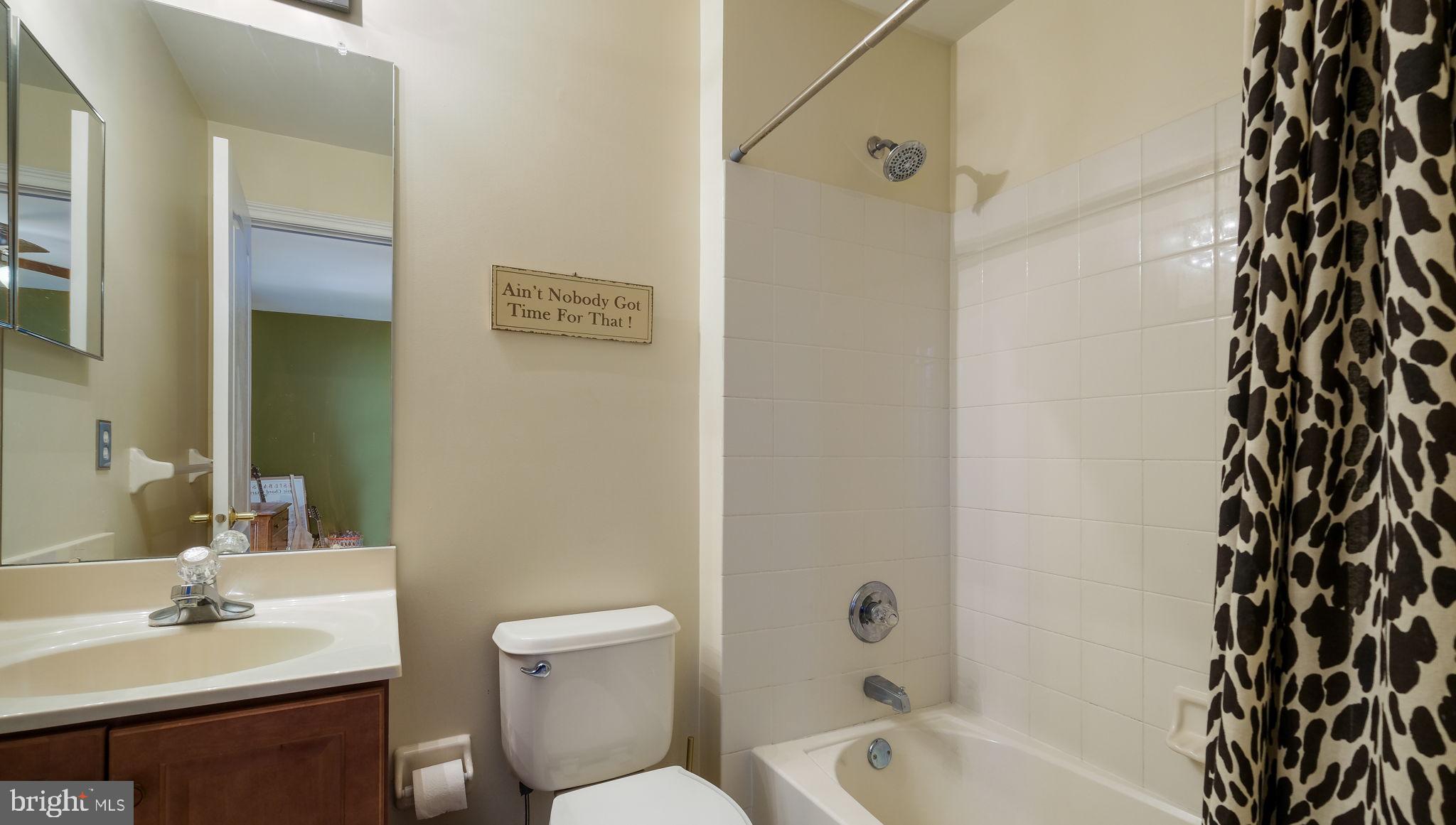 UPPER MOUNTAIN ESTS - Residential