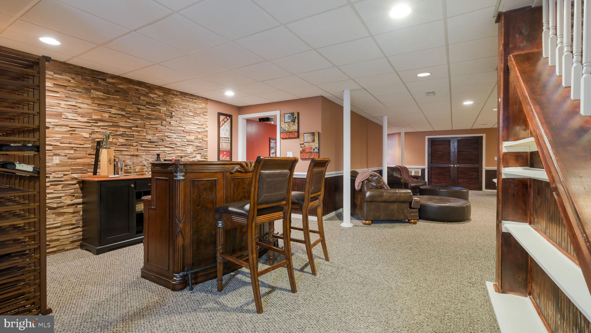 UPPER MOUNTAIN ESTS - Residential