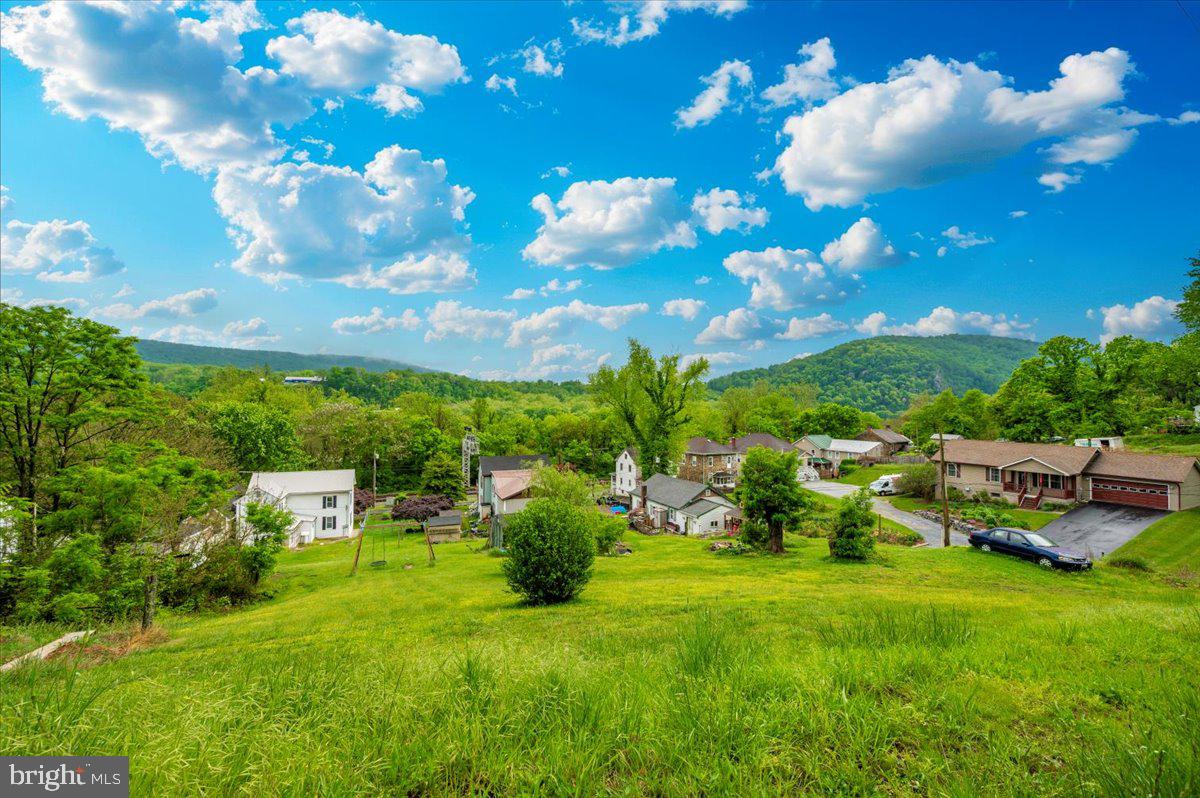 SANDYHOOK - Residential Lease