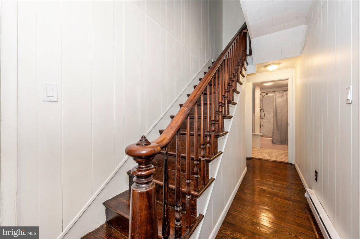 SANDYHOOK - Residential Lease