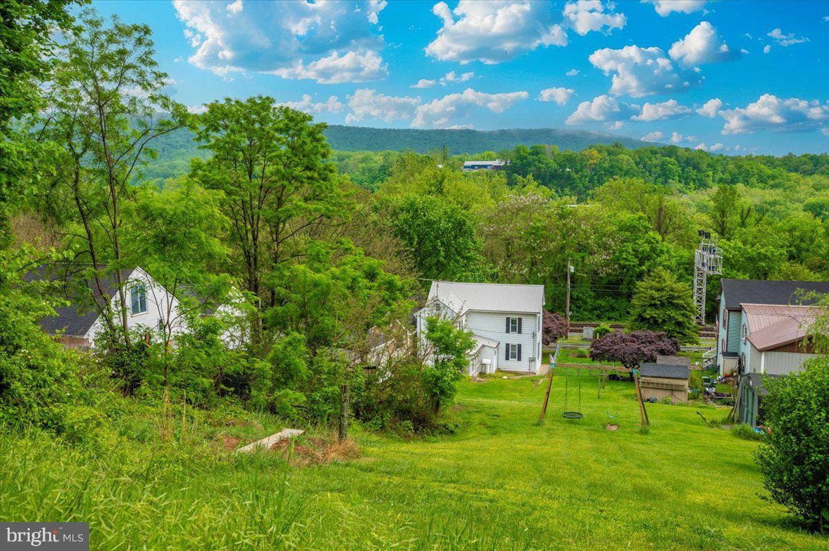 SANDYHOOK - Residential Lease