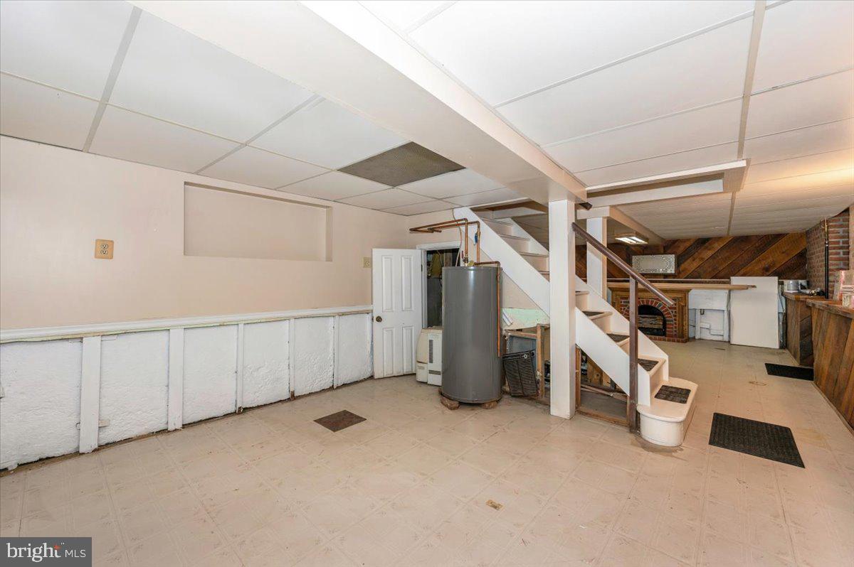 SANDYHOOK - Residential Lease