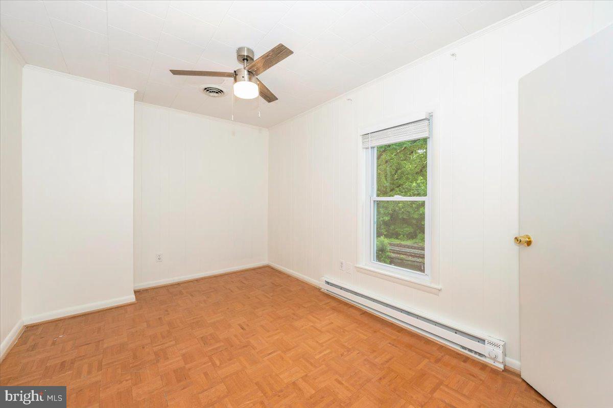 SANDYHOOK - Residential Lease