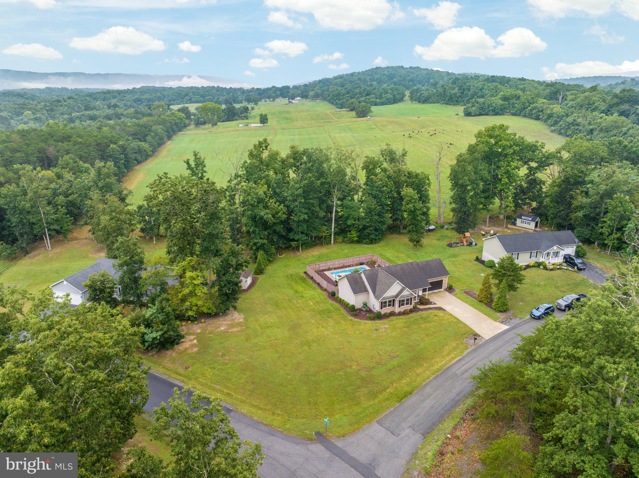 HICKORY RUN - Residential