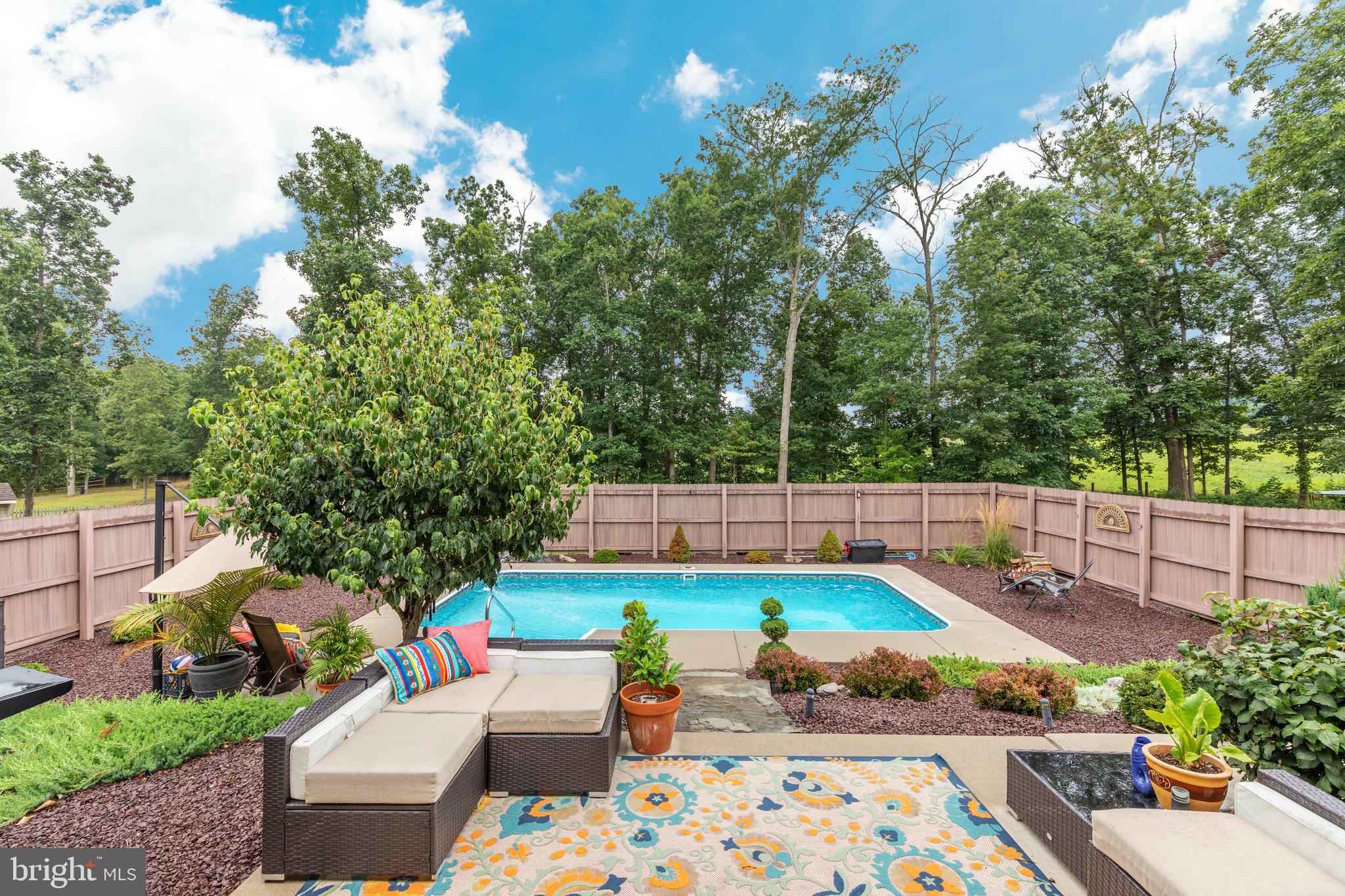 HICKORY RUN - Residential