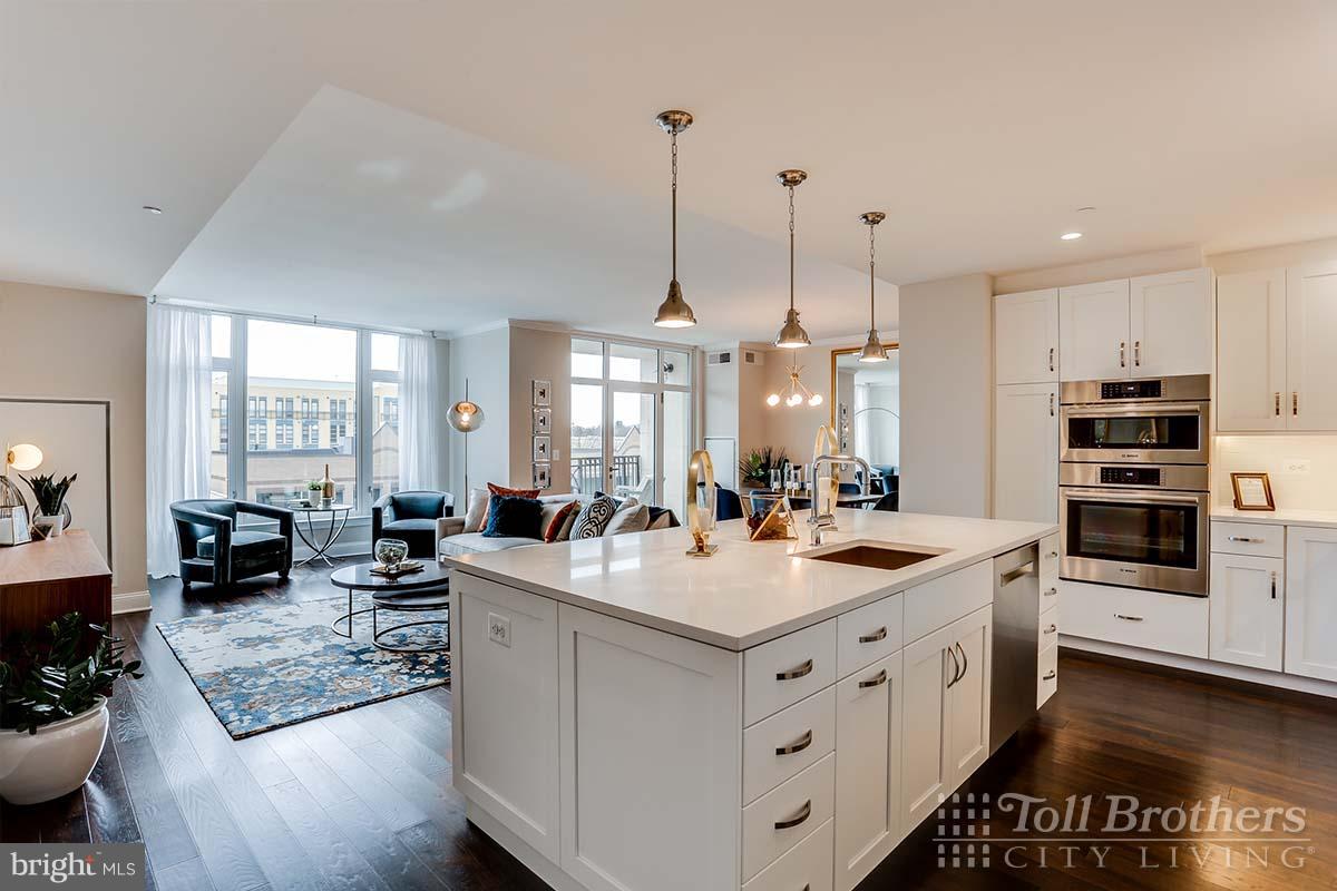 HAMPDEN ROW - Residential