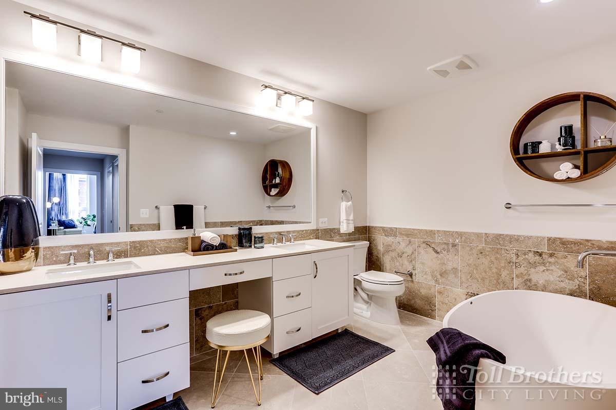 HAMPDEN ROW - Residential