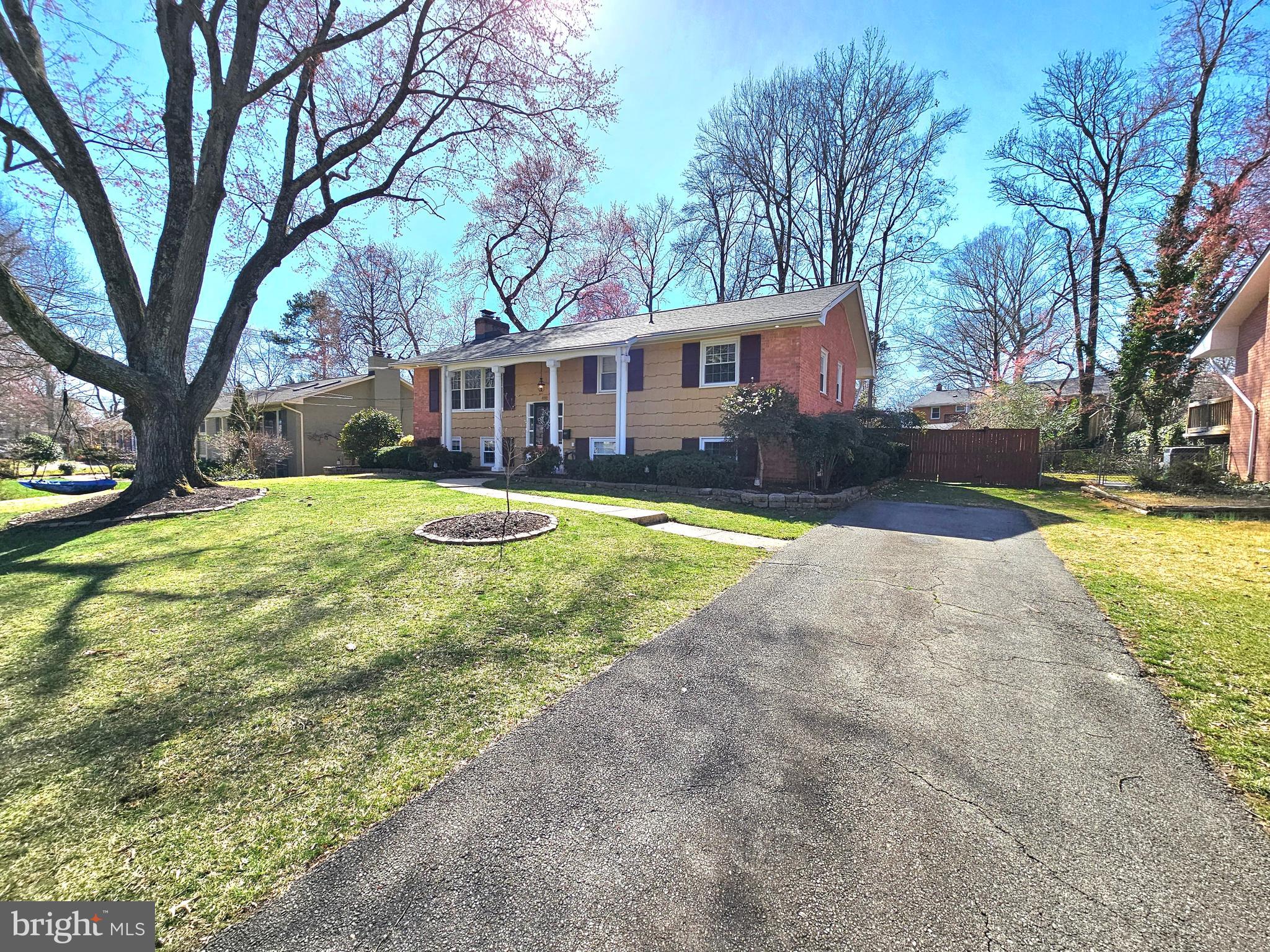 STRATFORD LANDING - Residential Lease