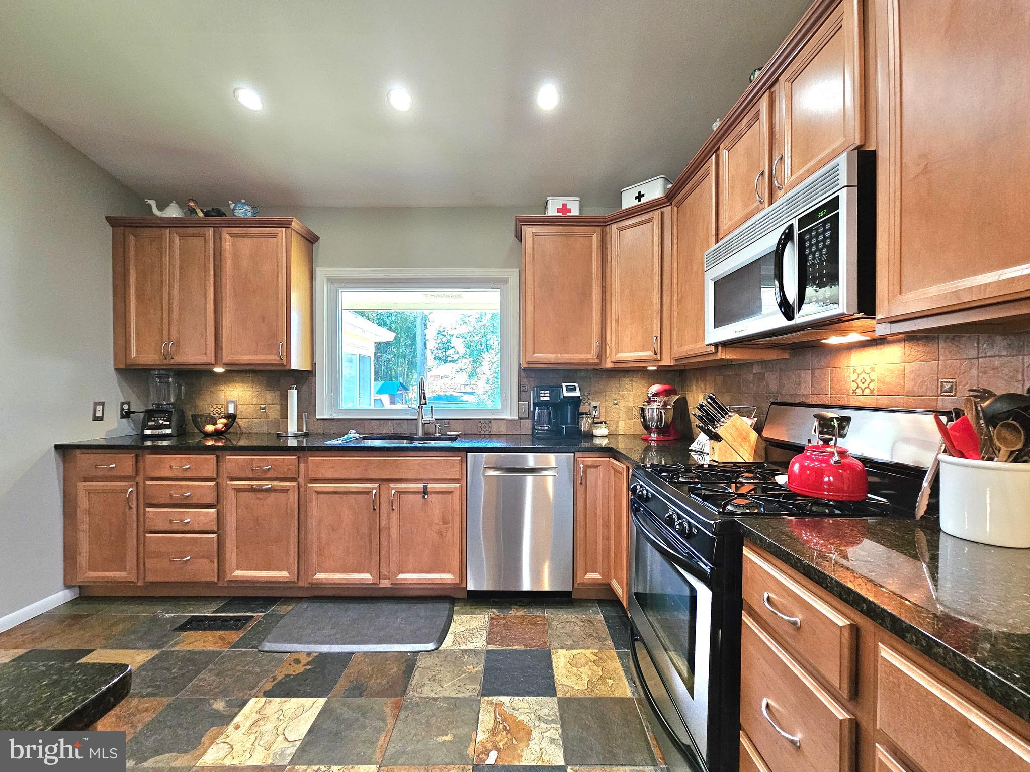 STRATFORD LANDING - Residential Lease