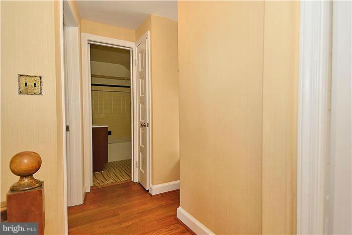 GLENBROOK VILLAGE - Residential