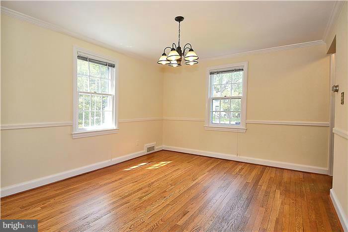 GLENBROOK VILLAGE - Residential