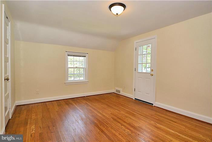 GLENBROOK VILLAGE - Residential