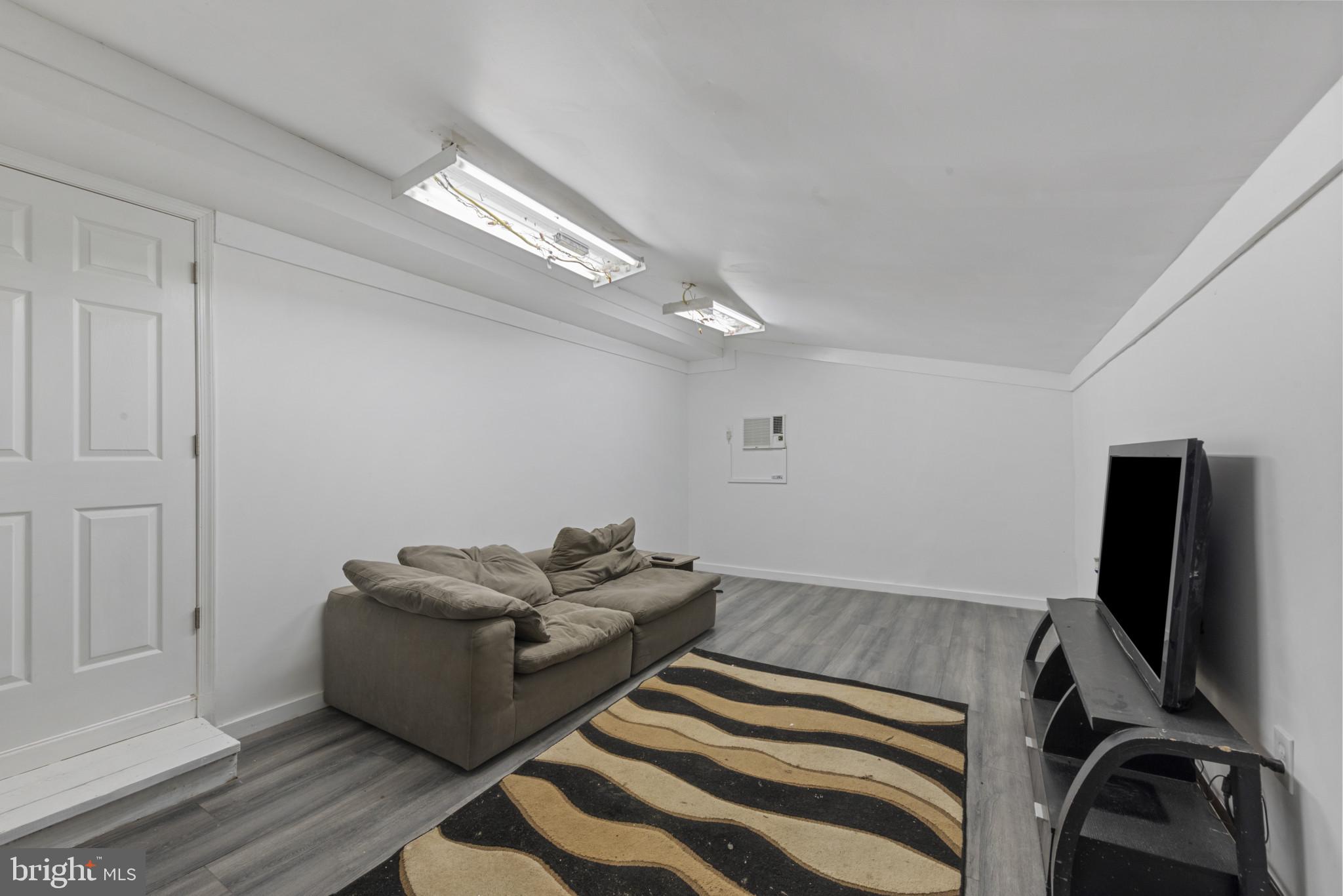 PHOENIX - Residential