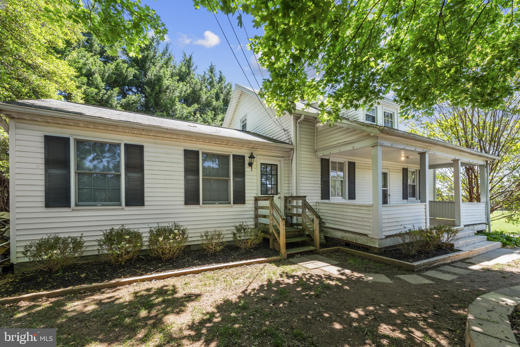 13815 JARRETTSVILLE PIKE