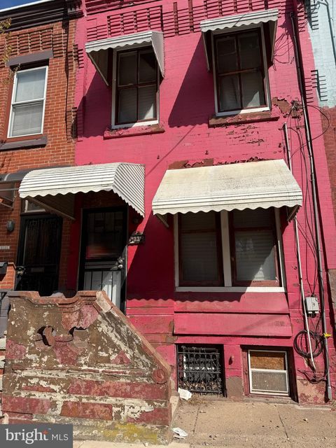 Townhouse For Sale - 2119 N 28th Street<br/> PHILADELPHIA, PA 19121