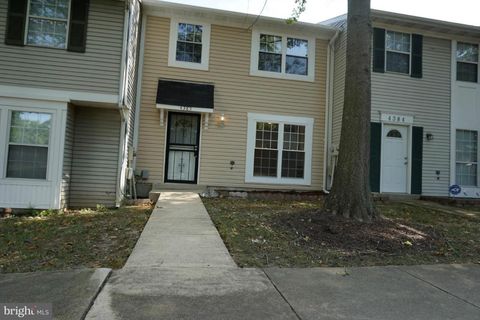 Townhouse For Rent - 4385 Eagle Court<br/> WALDORF, MD 20603