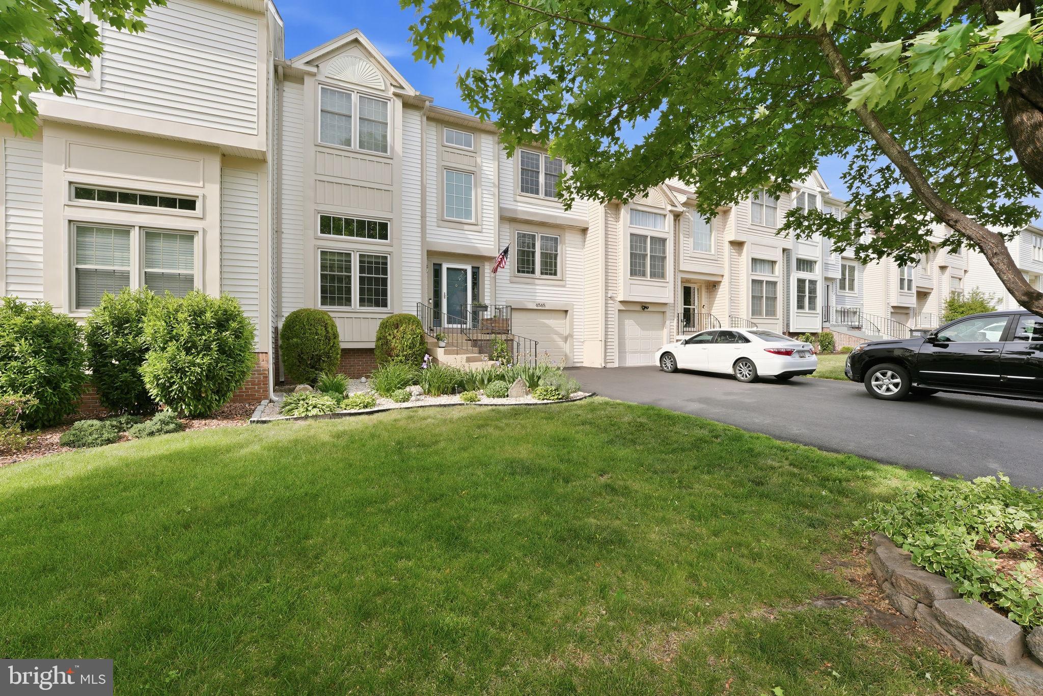 6565 PALISADES DRIVE