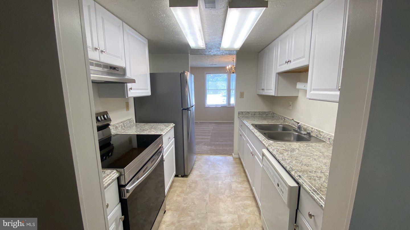 CEDAR ACRES - Residential Lease