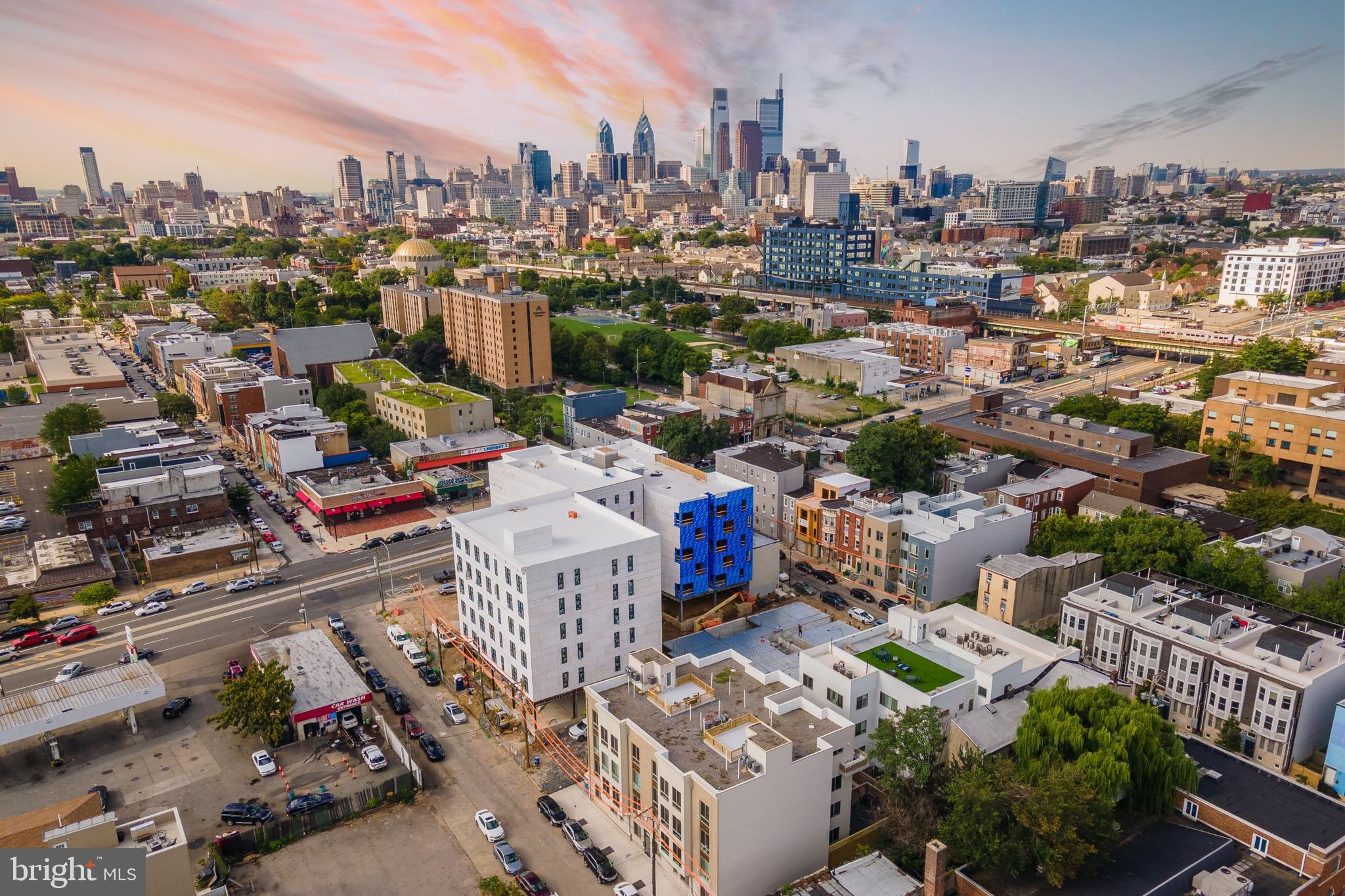 OLDE KENSINGTON - Residential Lease