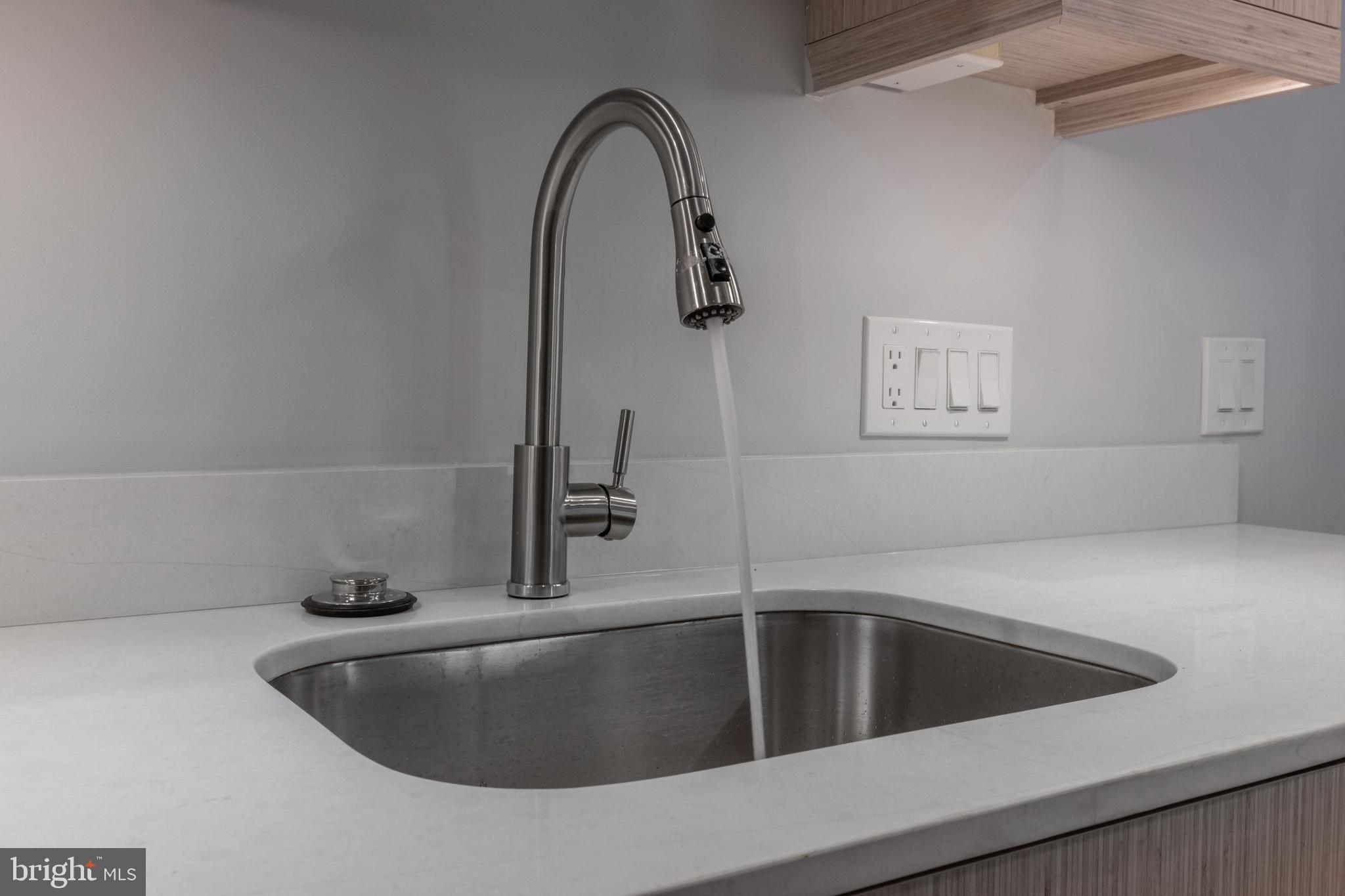 OLDE KENSINGTON - Residential Lease