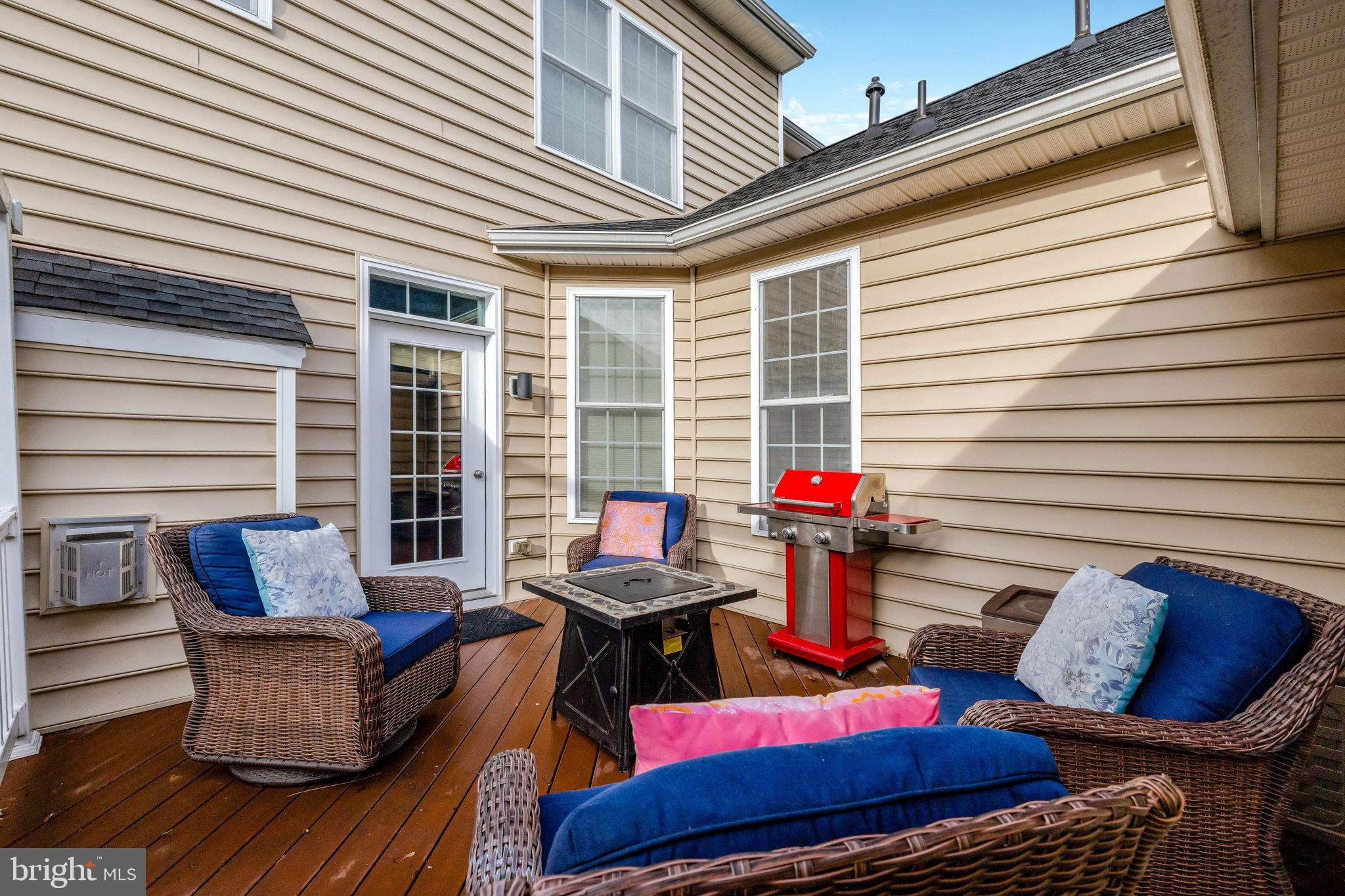 23052 SUNBURY STREET