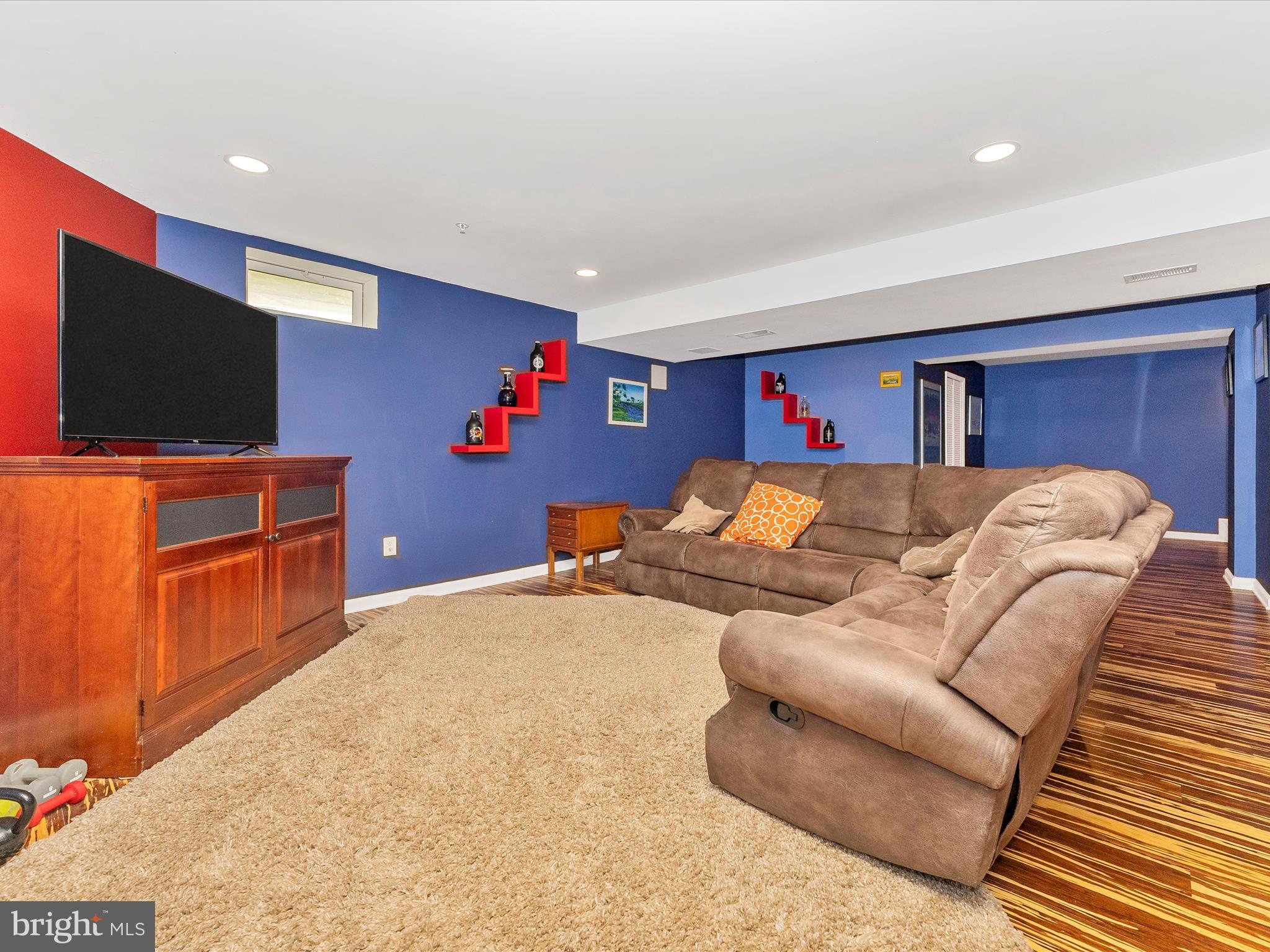 VILLAGES OF URBANA - Residential