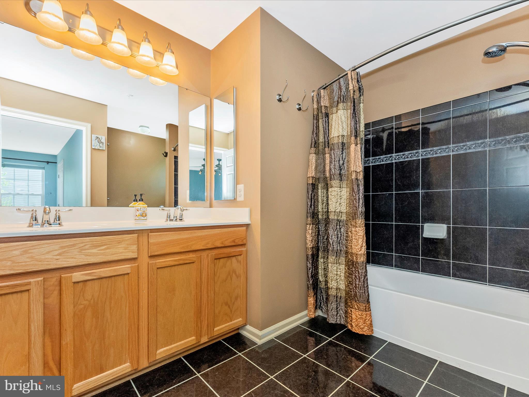 VILLAGES OF URBANA - Residential