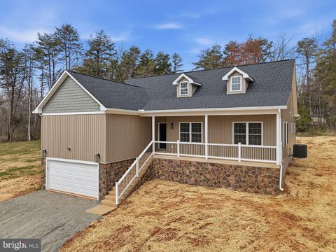 Homes For Sale - 14284 Yates Crossing<br/> CULPEPER, VA 22701