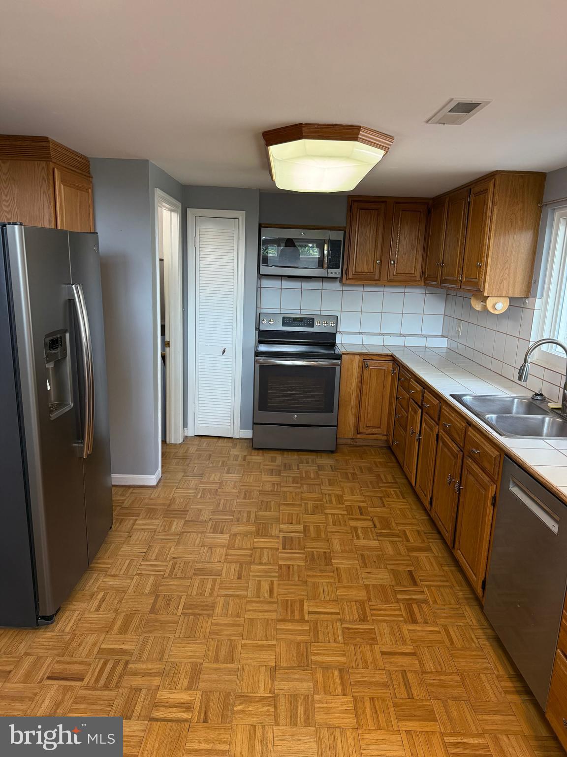 BROAD RUN FARMS - Residential