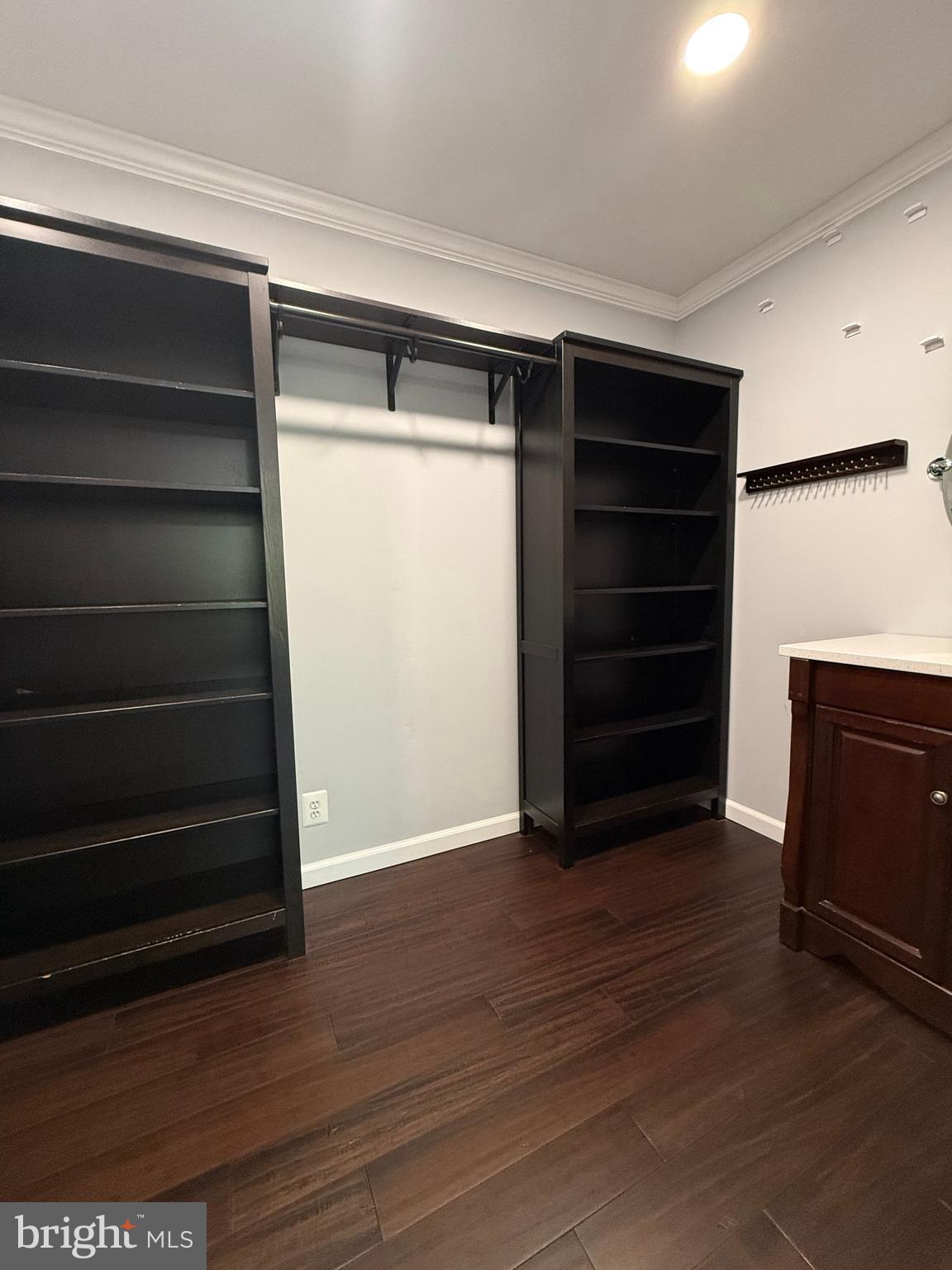 BROAD RUN FARMS - Residential