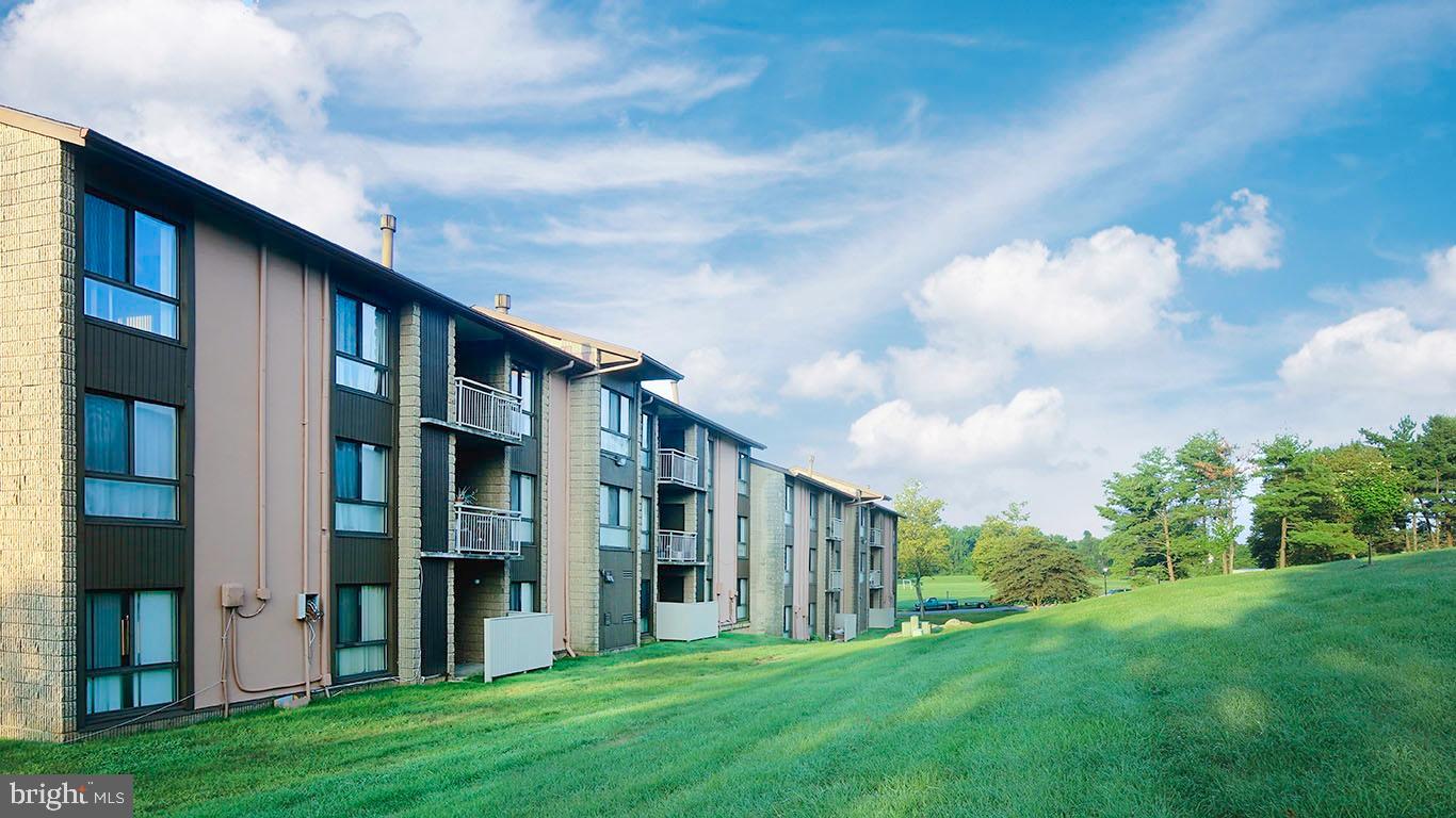 TREOVER CONDOMINIUM - Residential