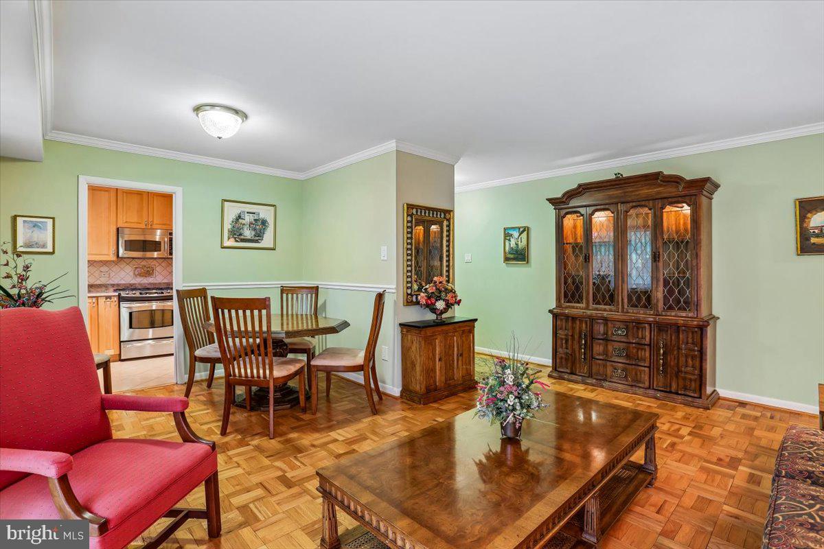 10513 WEYMOUTH STREET 102