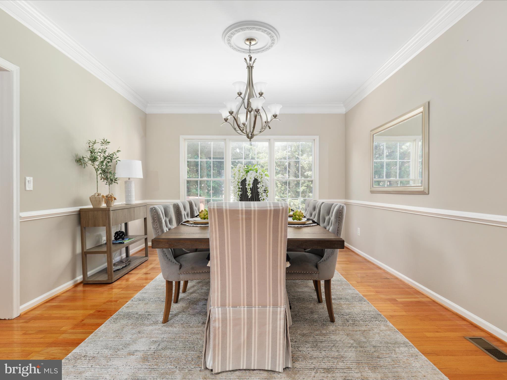 FAIR OAKS CHASE - Residential