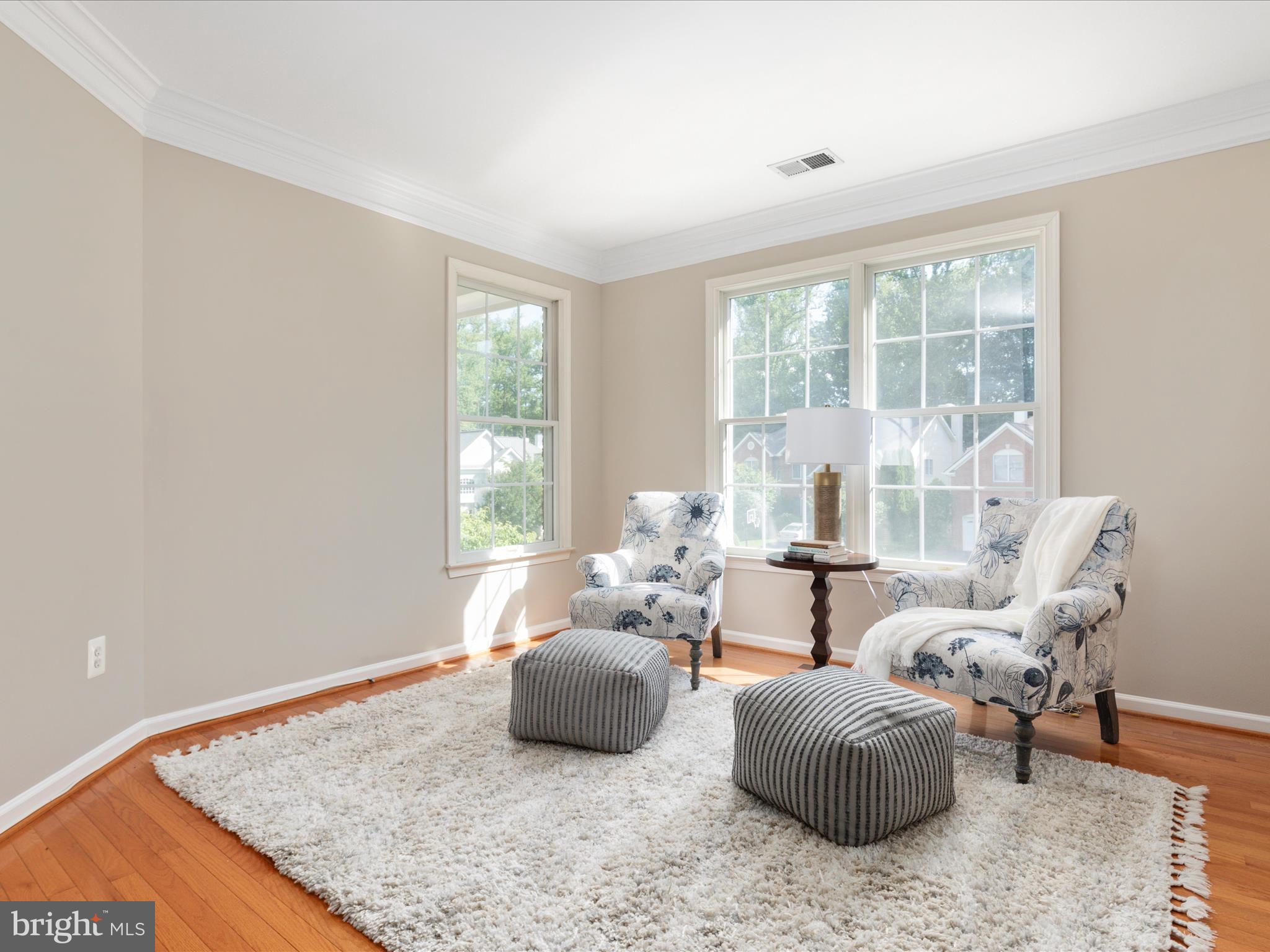 FAIR OAKS CHASE - Residential