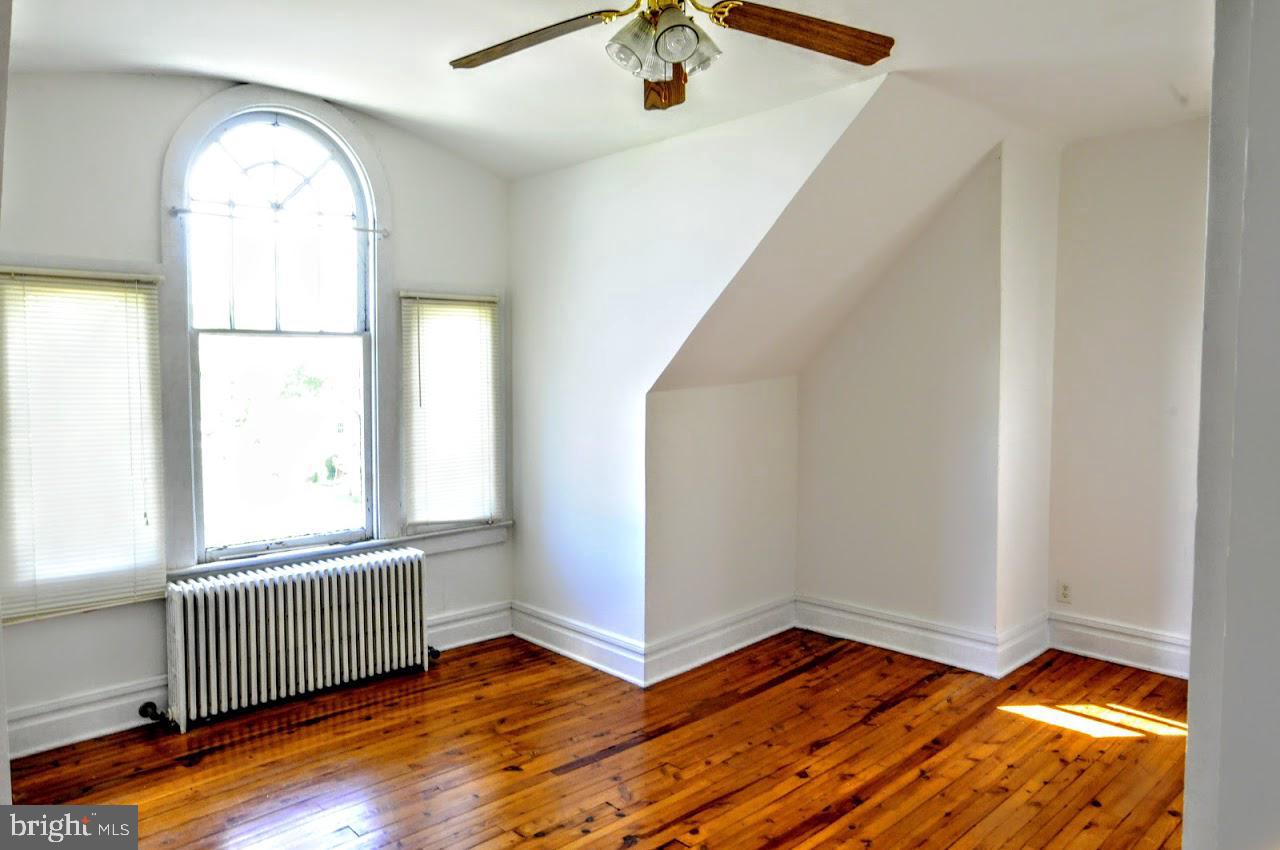 201 DELAWARE AVE 4