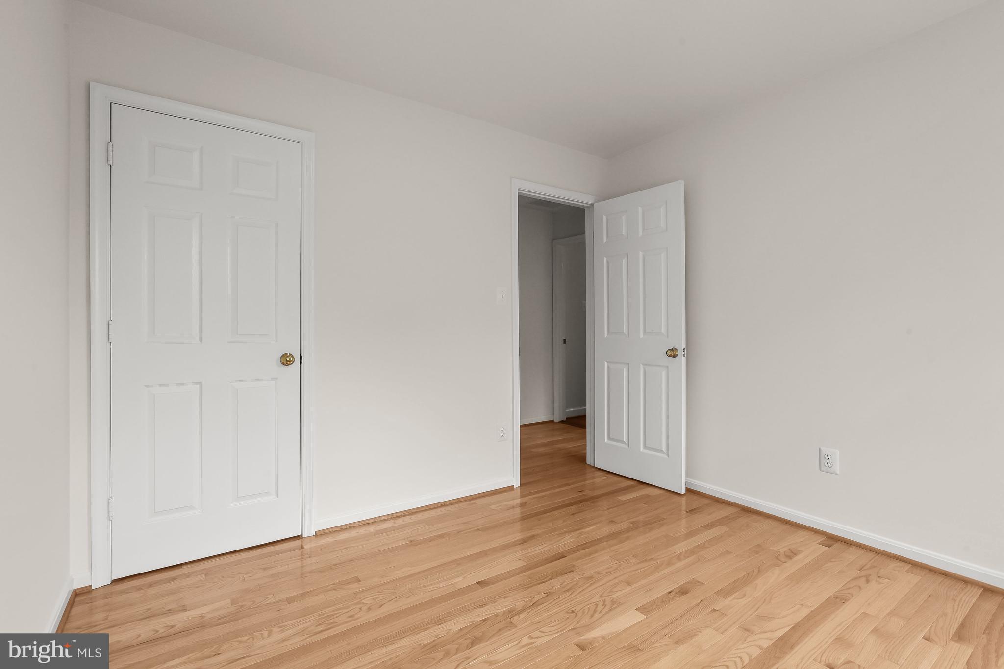 FAIRFAX RIDGE - Residential