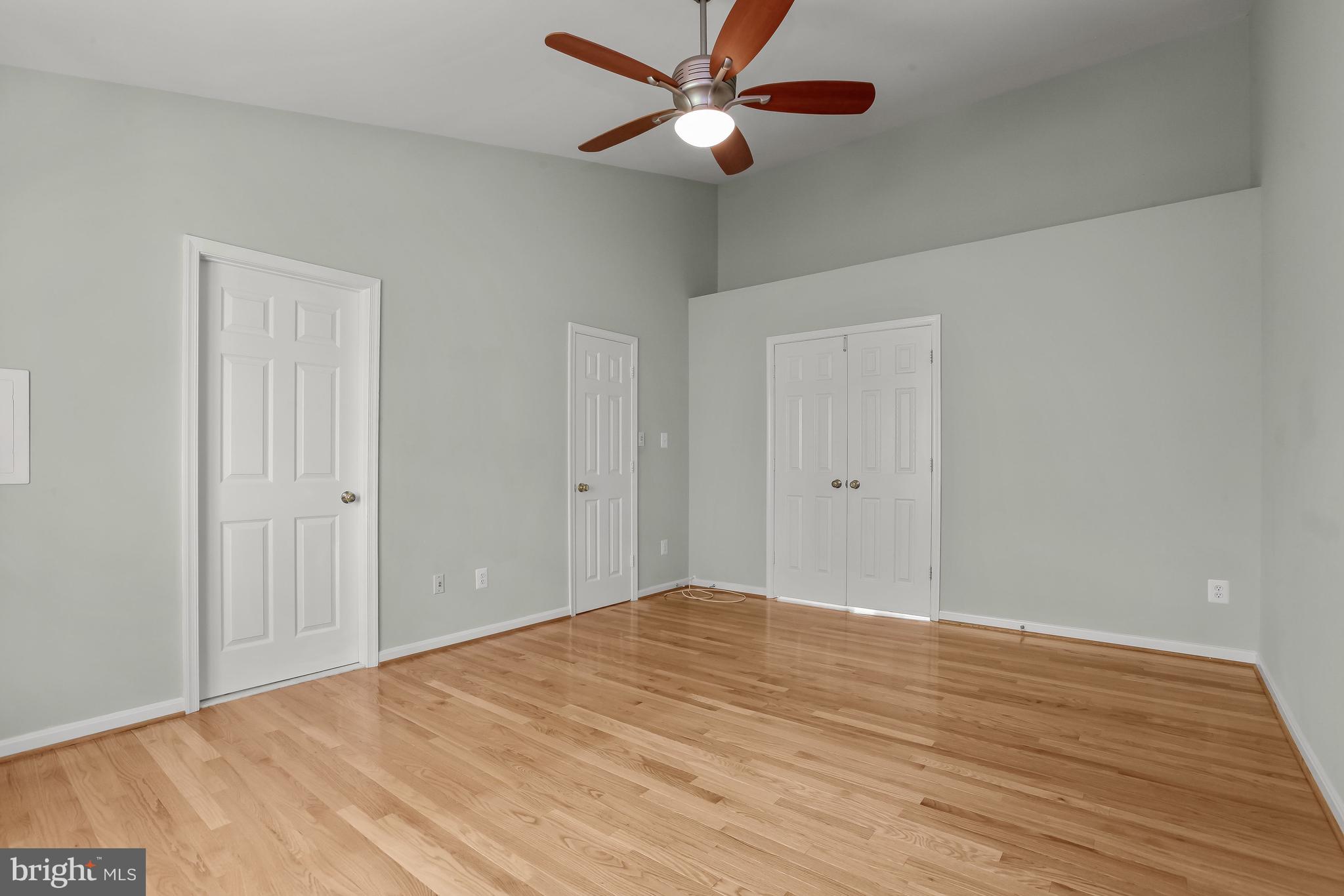 FAIRFAX RIDGE - Residential