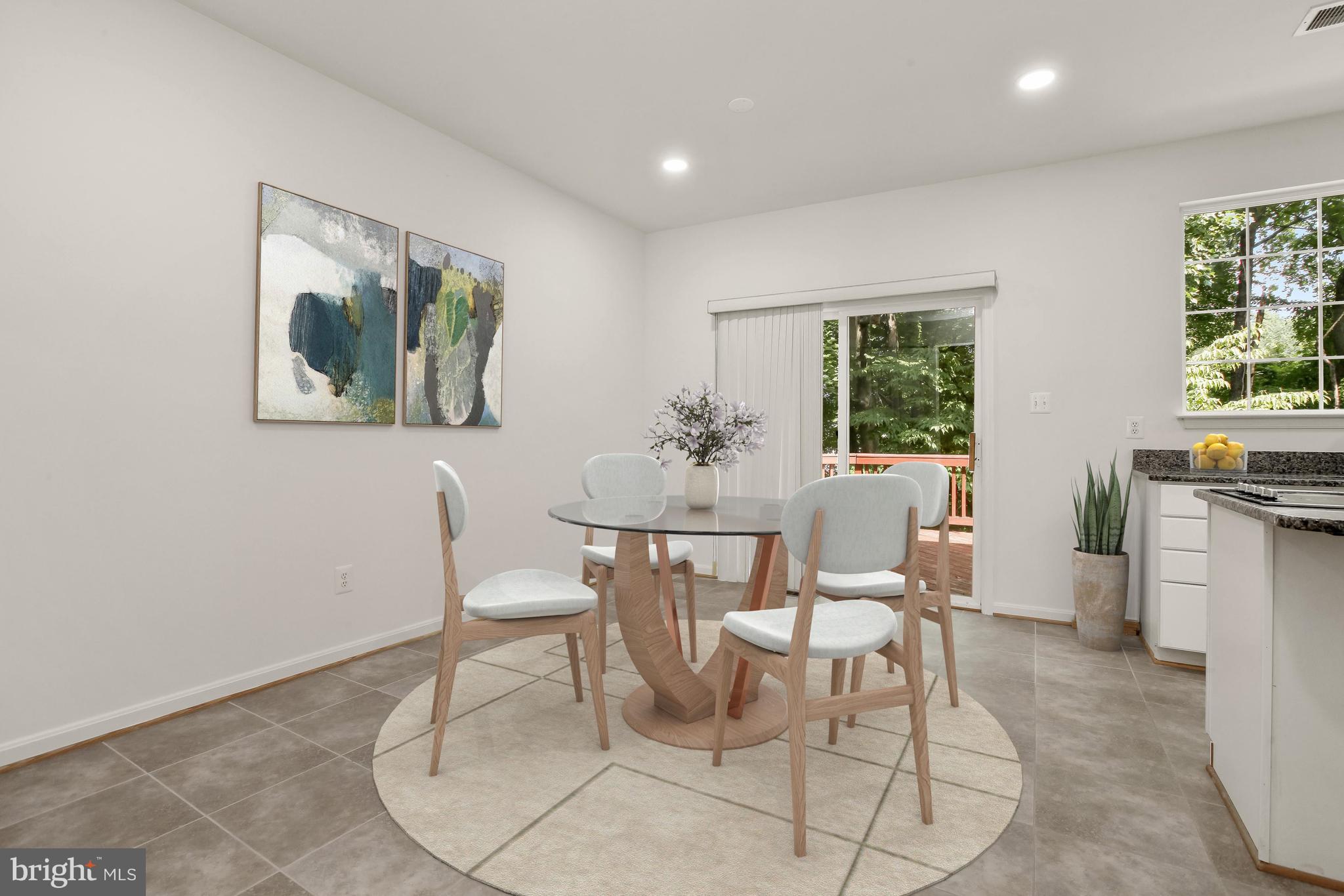 FAIRFAX RIDGE - Residential