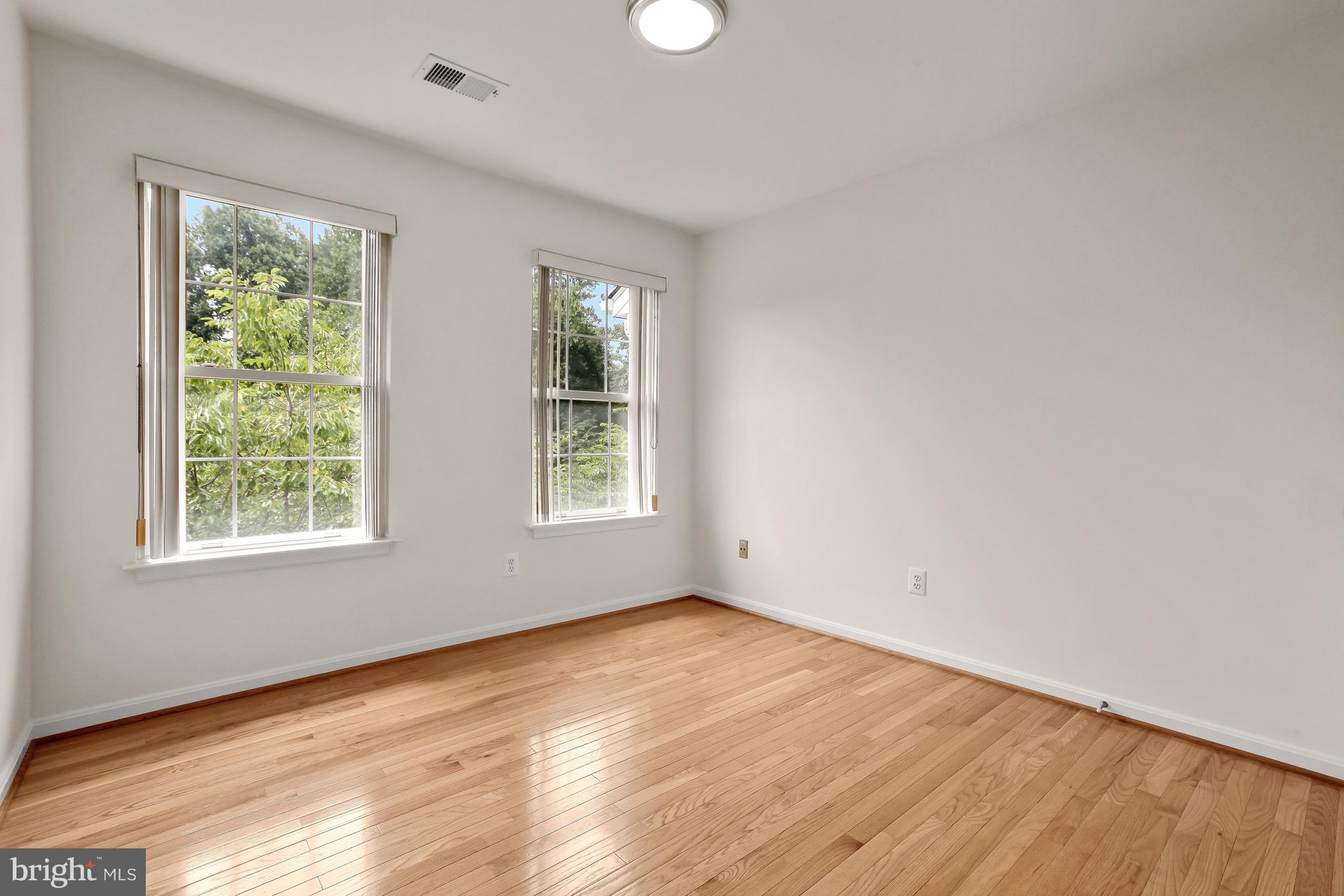 FAIRFAX RIDGE - Residential