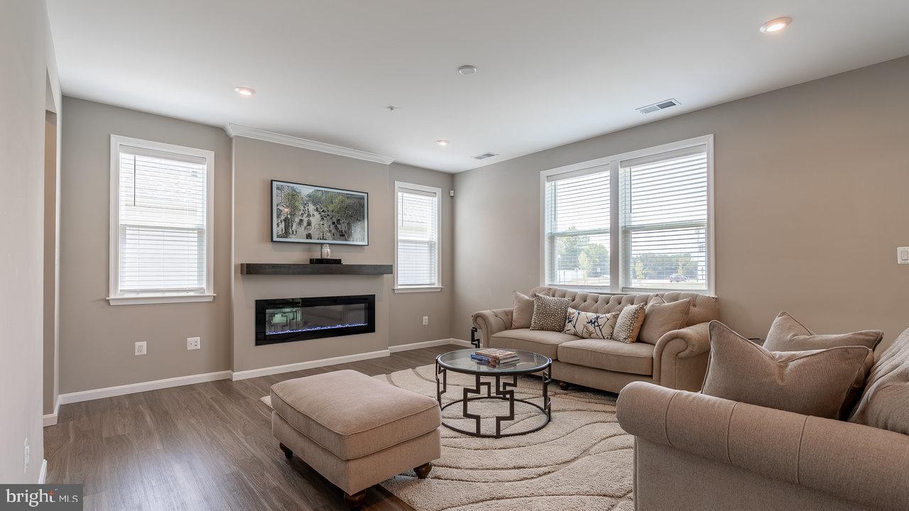 HAGERS CROSSING - Residential