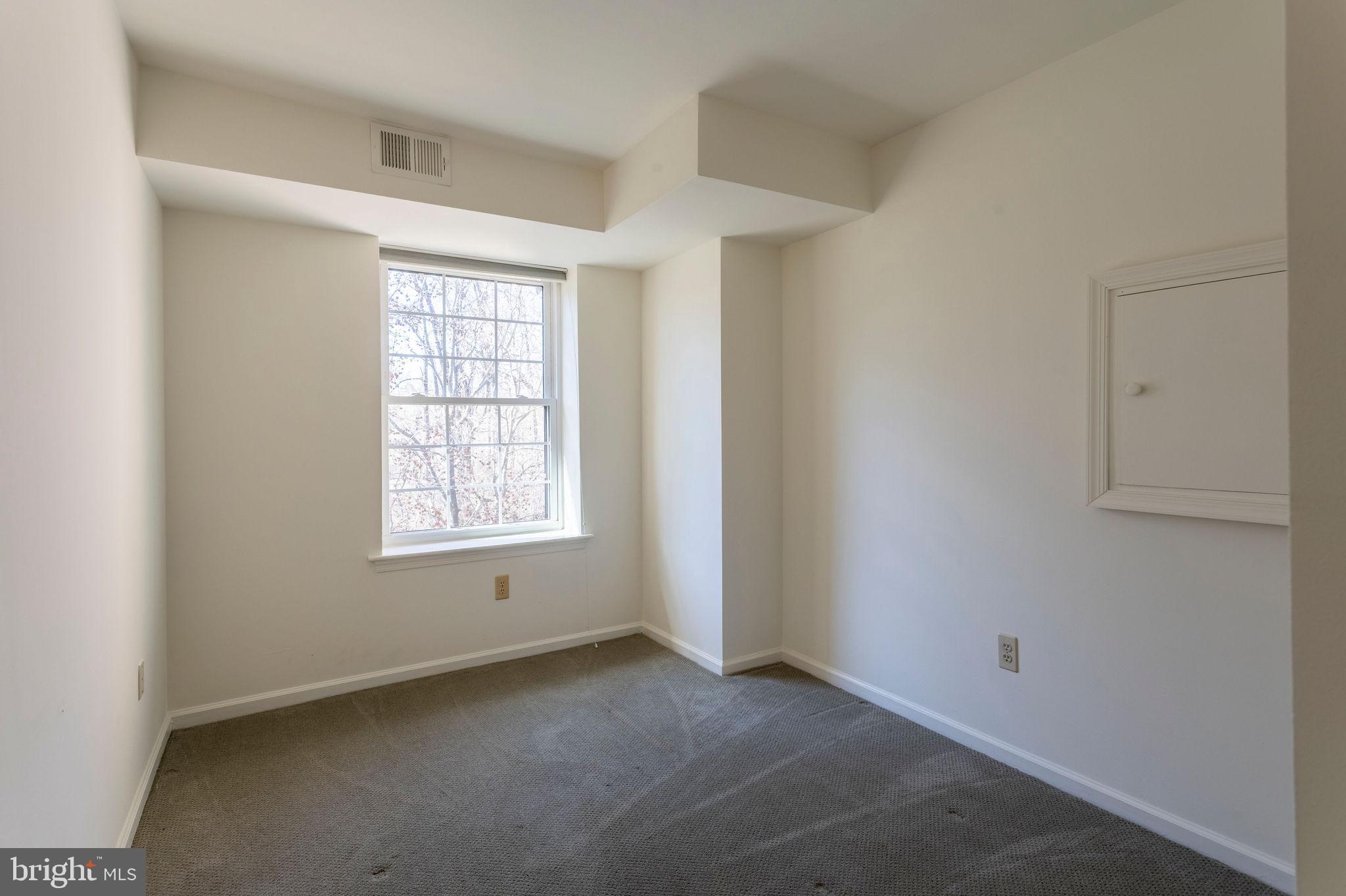 EAGLES RIDGE - Residential